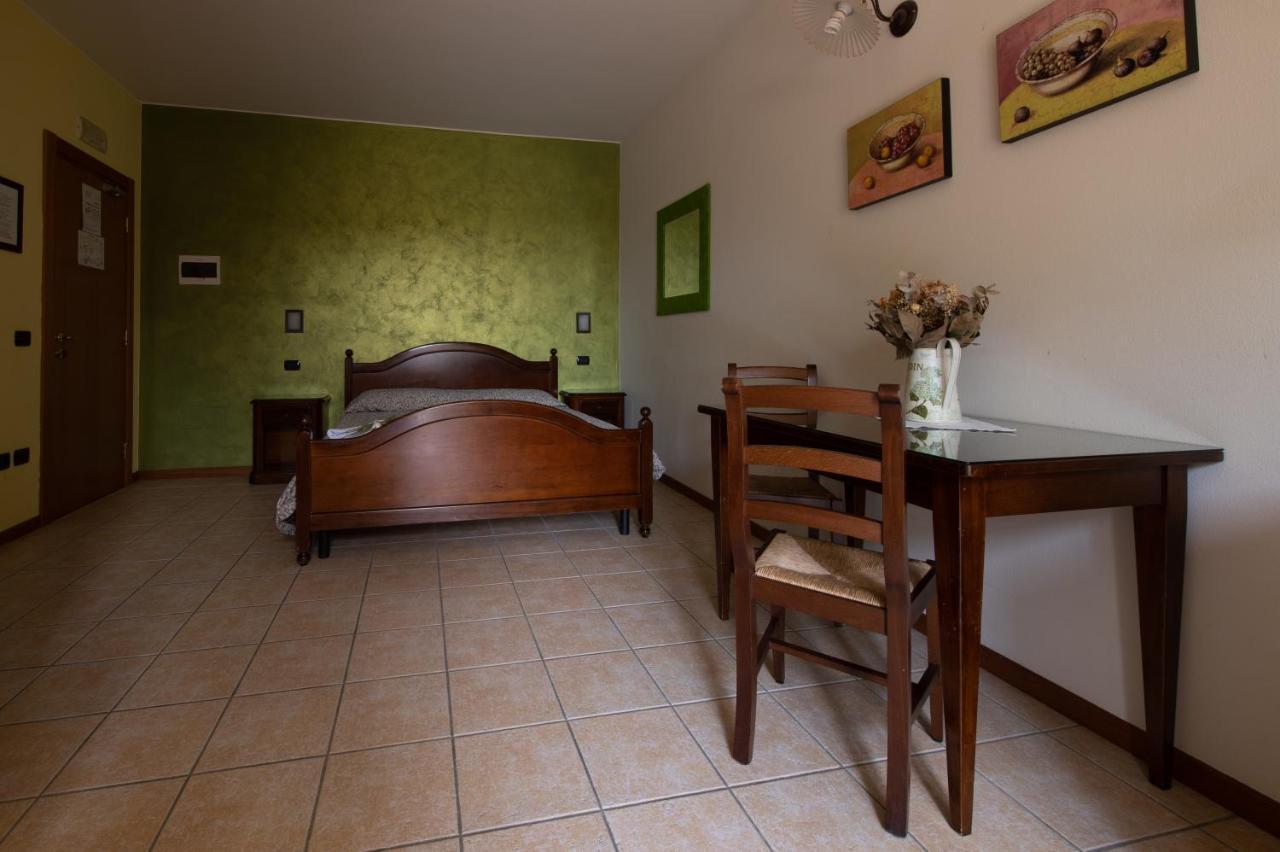 Agriturismo Ca' Del Gal Valeggio sul Mincio Exteriör bild