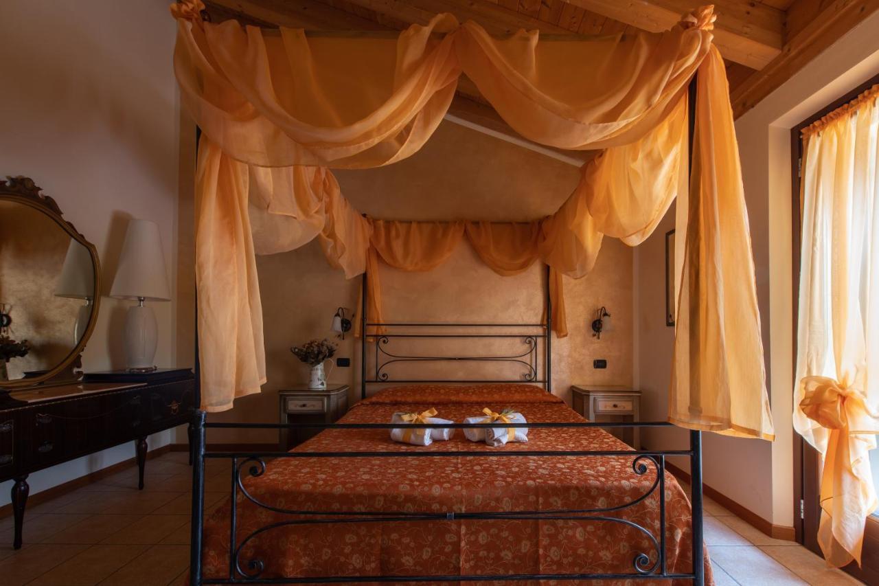 Agriturismo Ca' Del Gal Valeggio sul Mincio Exteriör bild